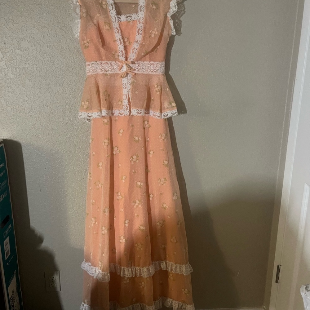 Elegant Peach Lace Trim Maxi Dress